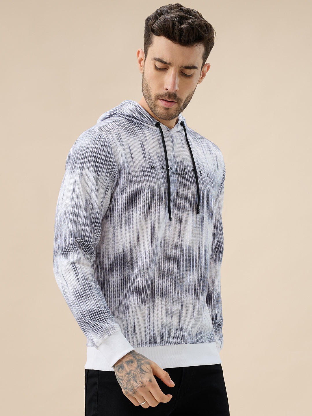 Men's Camouflage Print Full Sleeves Textured Hooded Sweatshirt