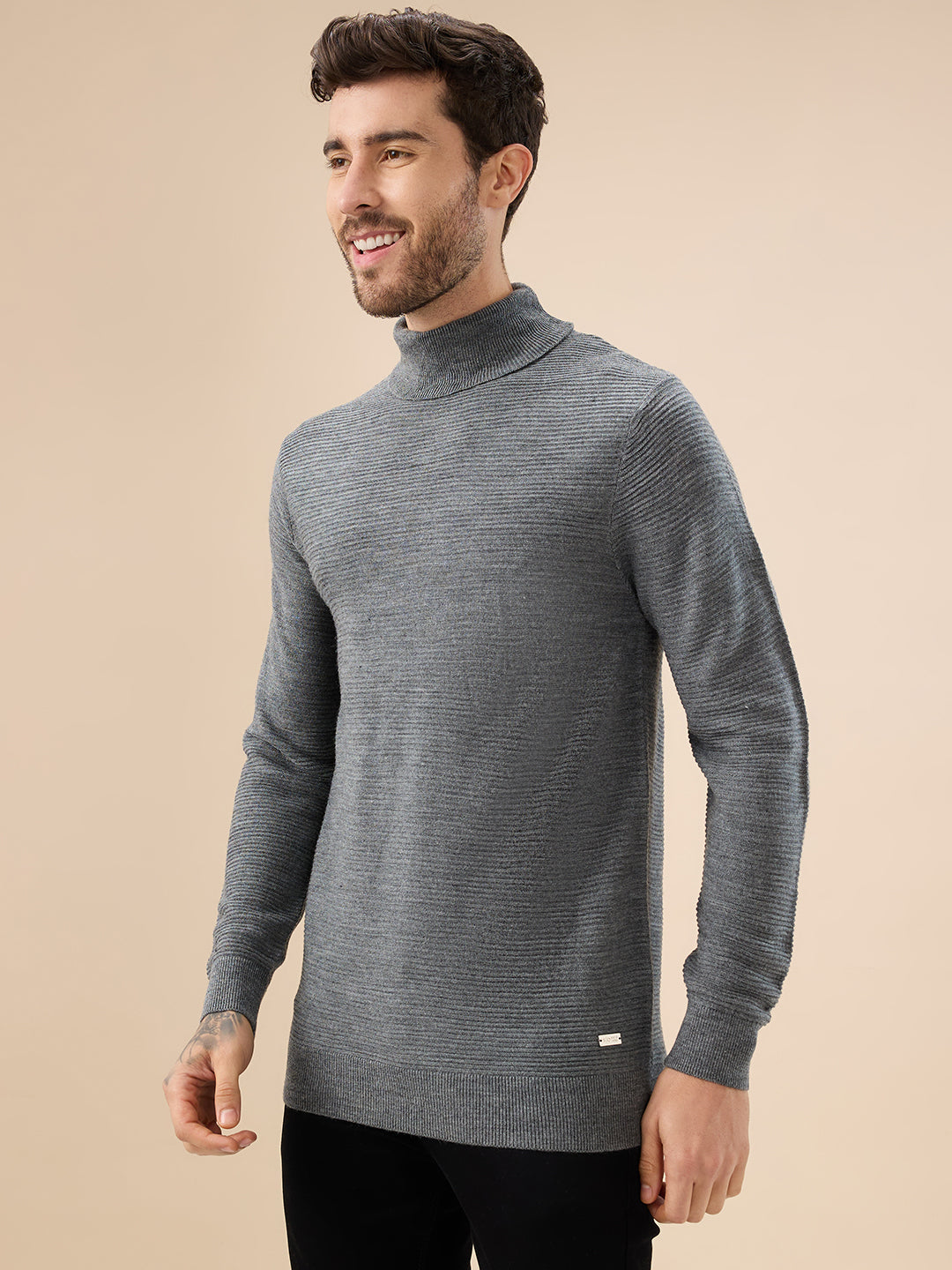 Men's Solid Textured Full Sleeves Turtle Neck Regular Fit Fleece Sweater Secondary image
