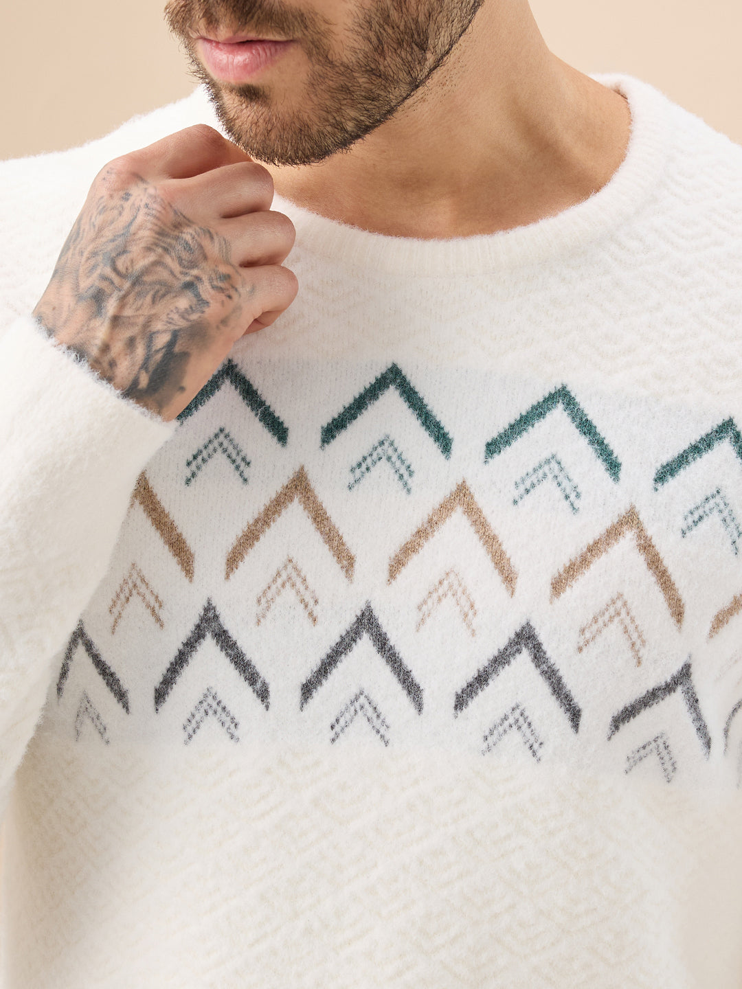 Men's Chevron Chest Round Neck Regular Fit Full Sleeves Sweater