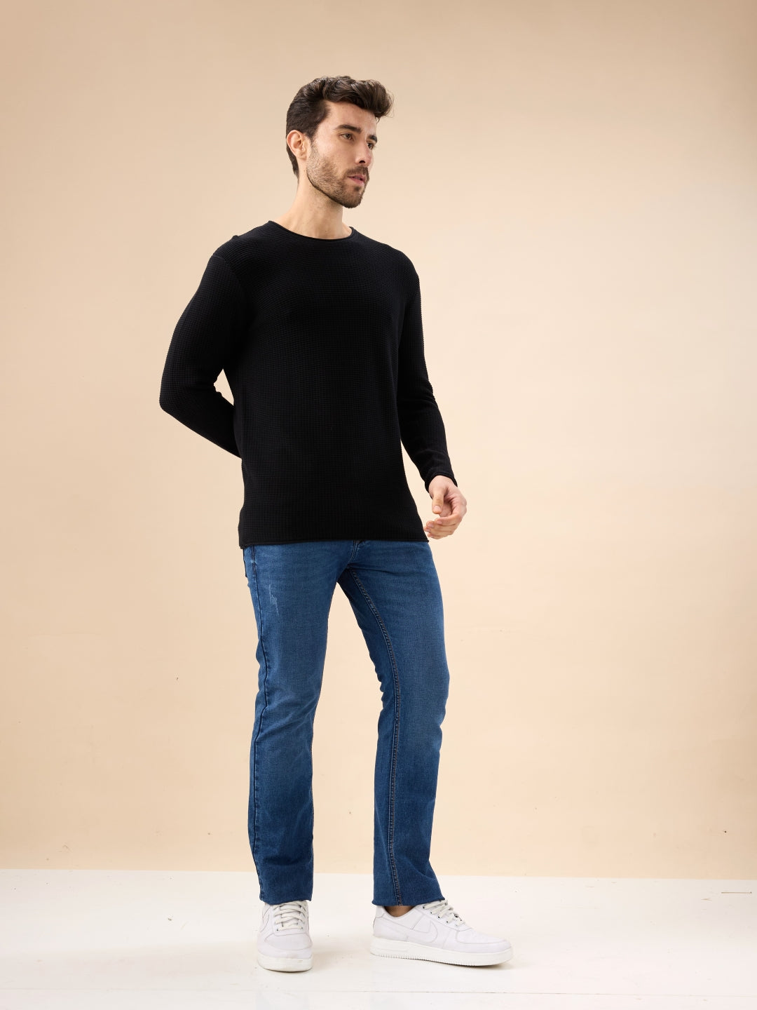 Men's Basic Solid Textured Full Sleeves Round Neck Sweater