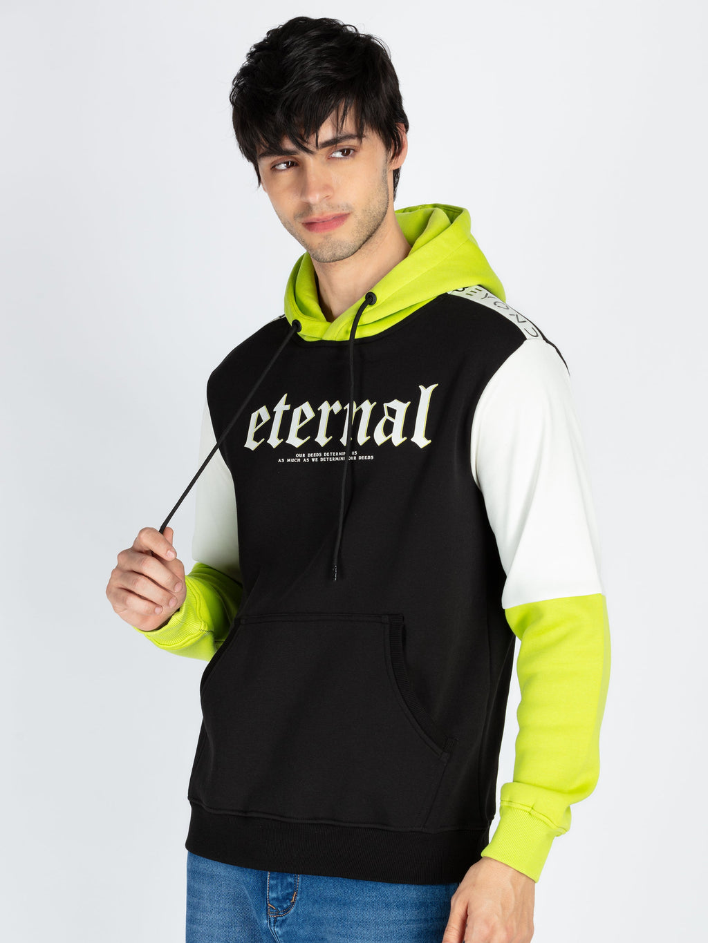 Mens Colorblocked Full Sleeve Hooded Sweatshirt