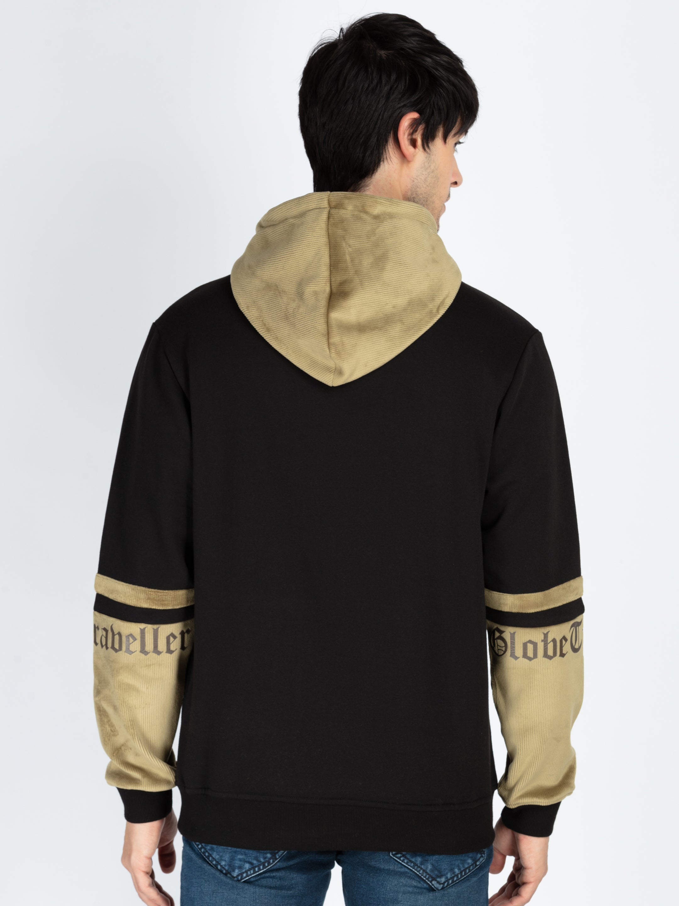 Mens Colorblocked Full Sleeve Hooded Sweatshirt