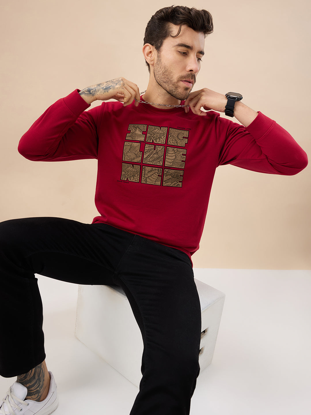 Men's Chest Rubber Typography Print Full Sleeve Round Neck Fleece Sweatshirt