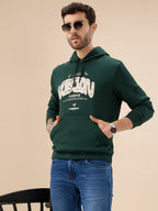 Men's Chest Typography Print Full Sleeve Hooded Fleece Sweatshirt