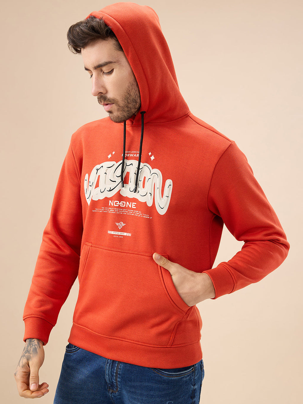 Men's Chest Typography Print Full Sleeve Hooded Fleece Sweatshirt