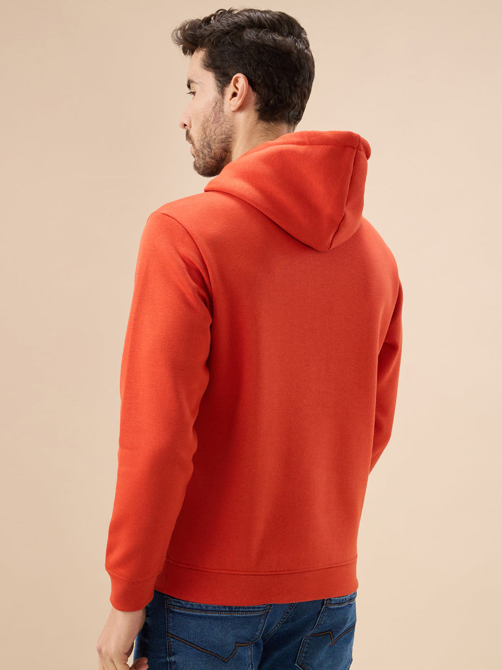 Men's Chest Typography Print Full Sleeve Hooded Fleece Sweatshirt