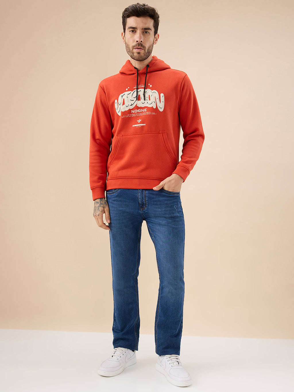 Men's Chest Typography Print Full Sleeve Hooded Fleece Sweatshirt