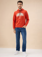 Men's Chest Typography Print Full Sleeve Hooded Fleece Sweatshirt