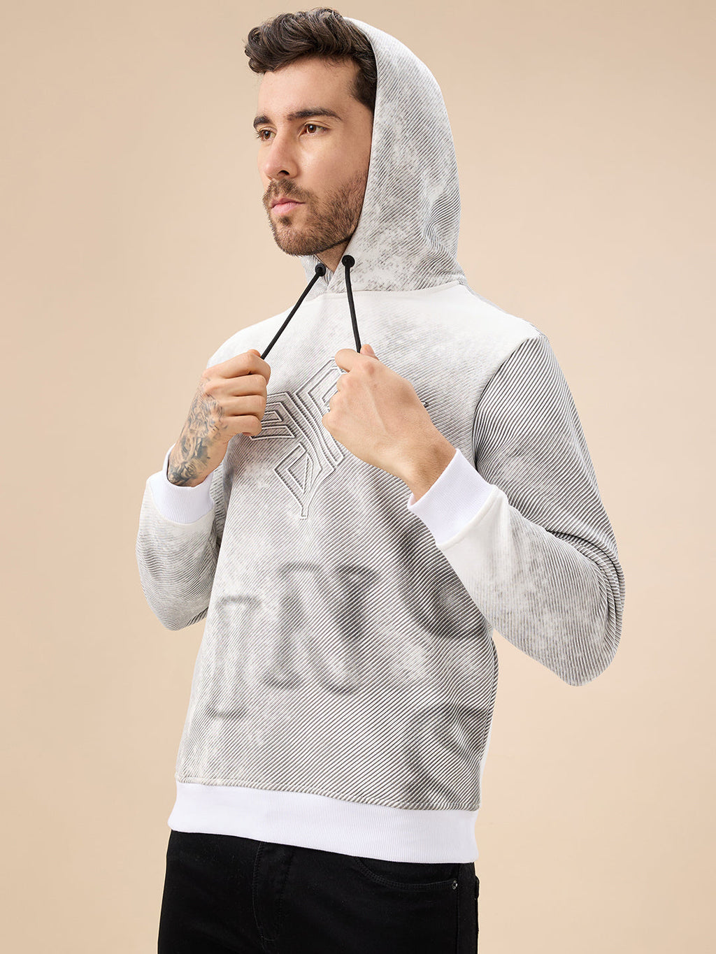 Men's Chest Embossed Print Full Sleeve Hooded Fleece Sweatshirt