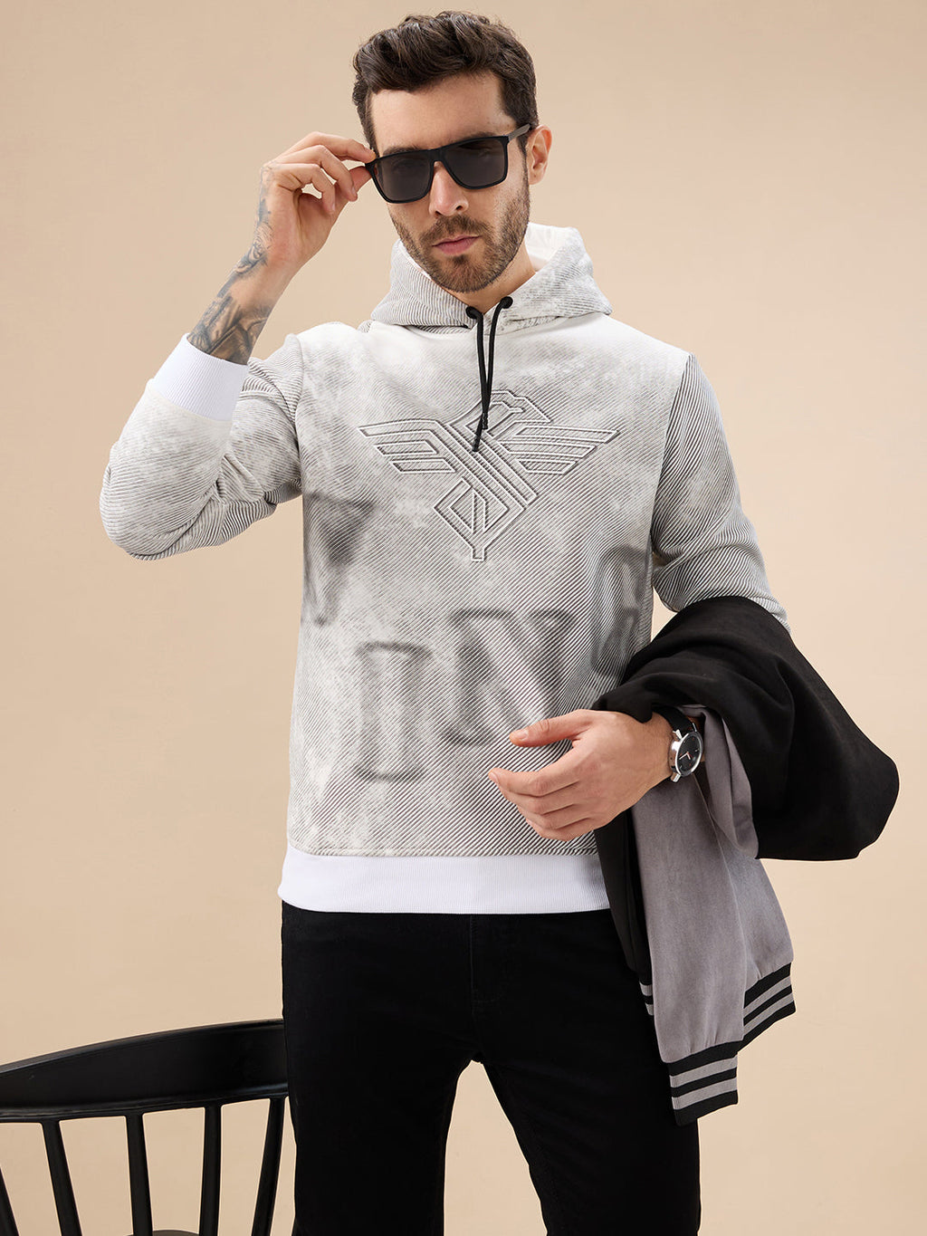 Men's Chest Embossed Print Full Sleeve Hooded Fleece Sweatshirt