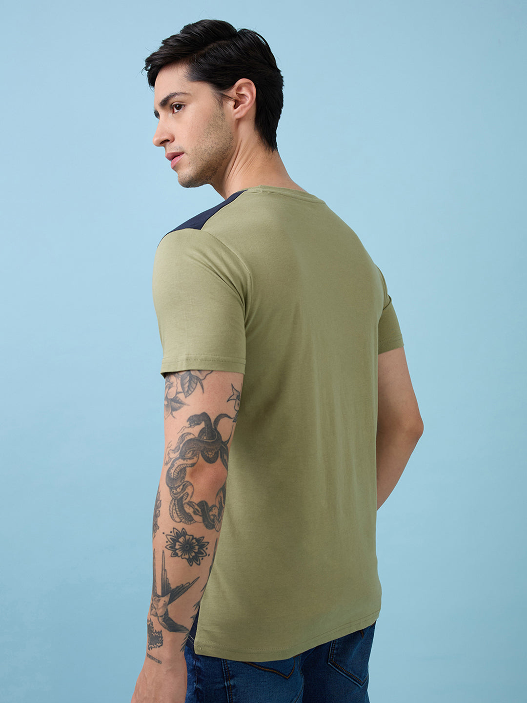 Mens Full-Front Self Design Printed Round Neck Half Sleeves Tshirt