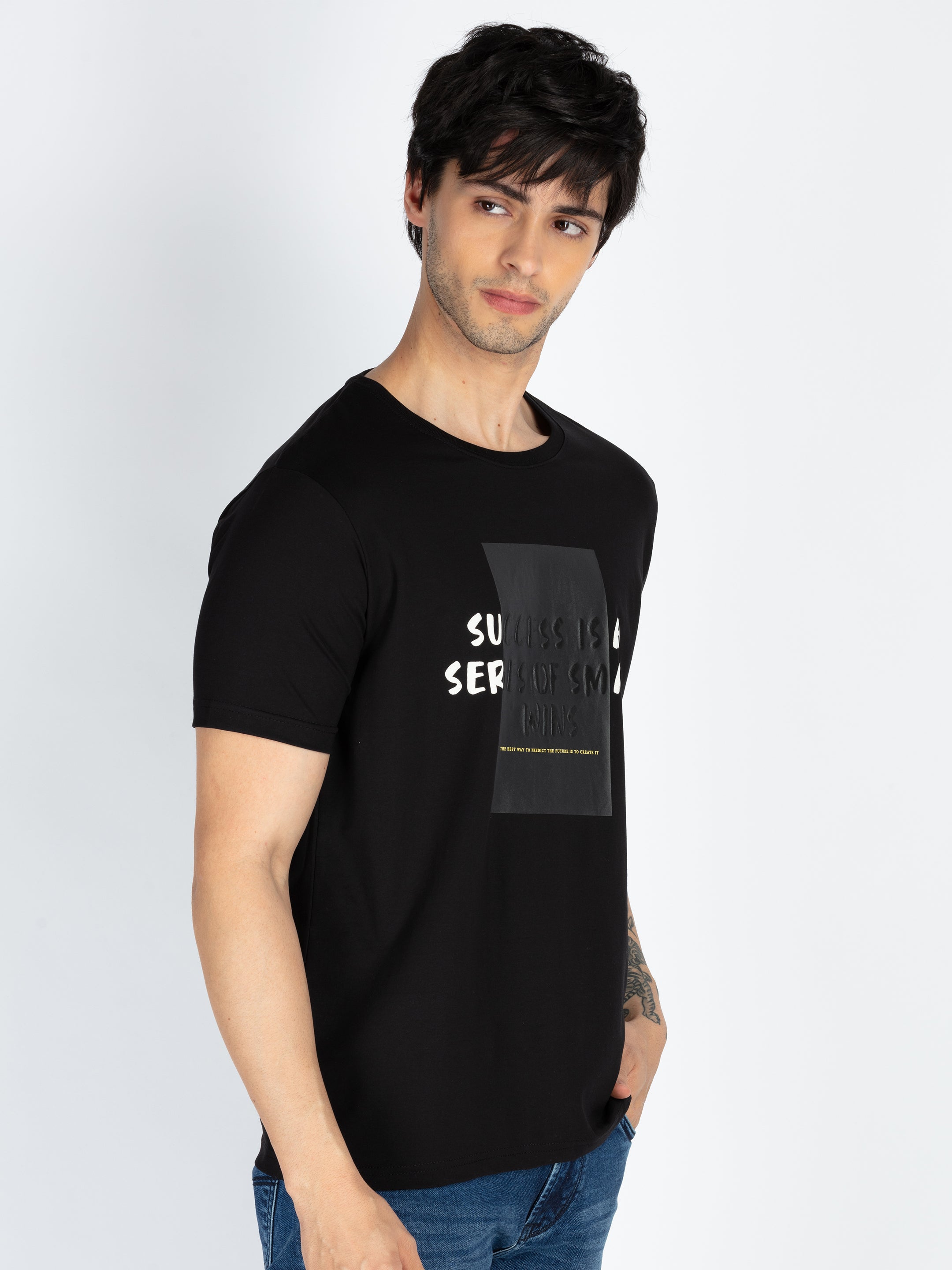 Mens Printed Round Neck T-Shirt Secondary image
