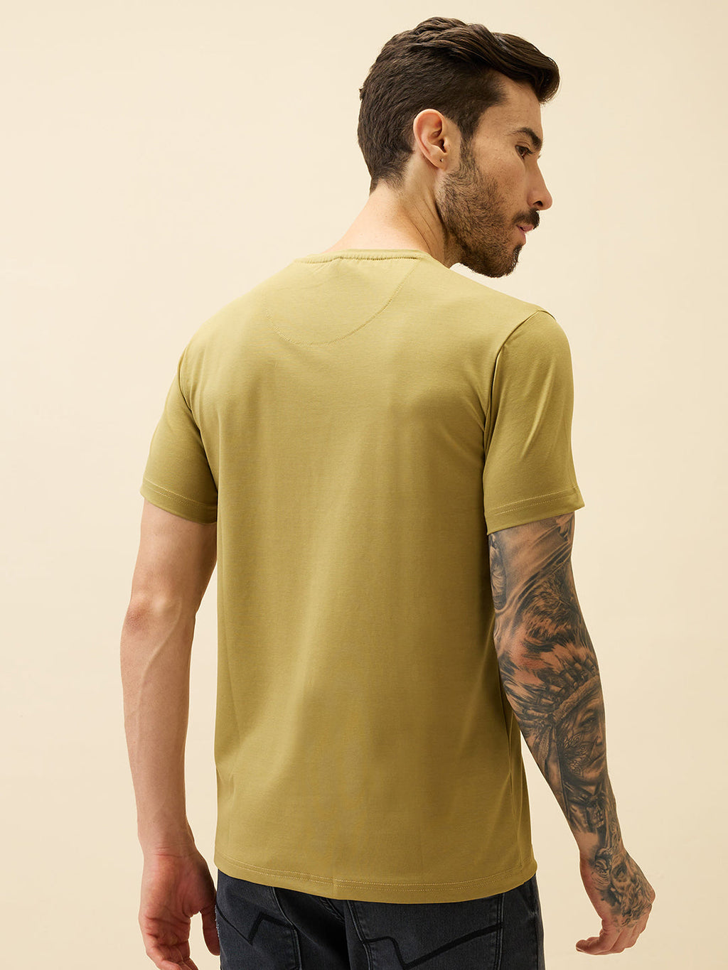 Men's Printed Round Neck Half Sleeves Regular Fit Tshirt
