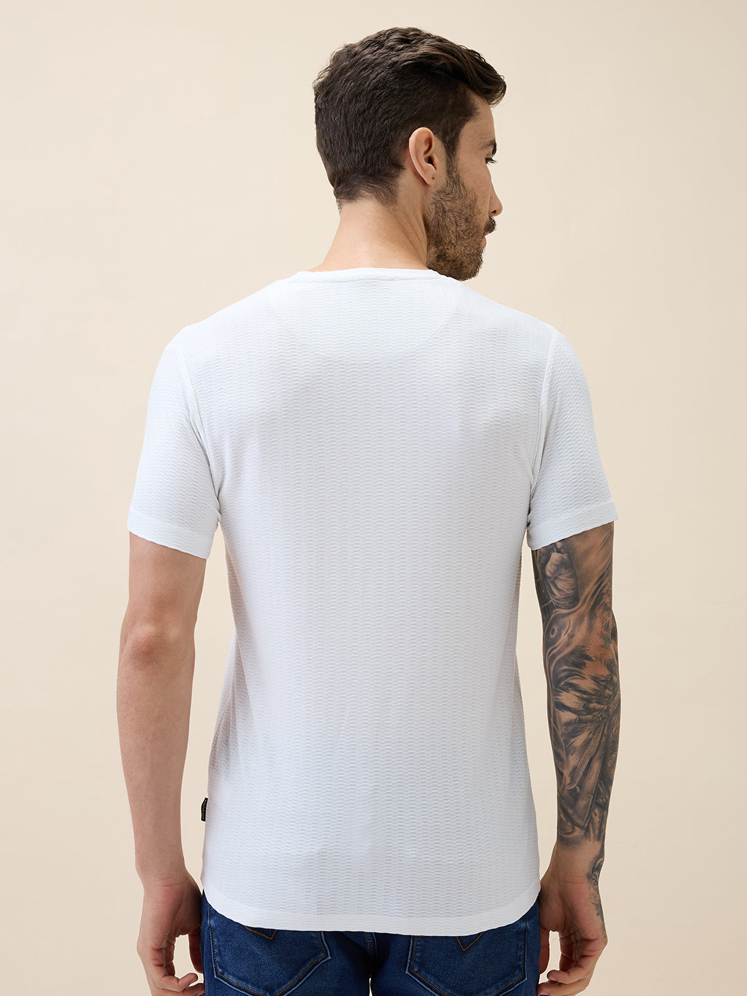 Men's Solid Round Neck Half Sleeves Regular Fit Tshirt