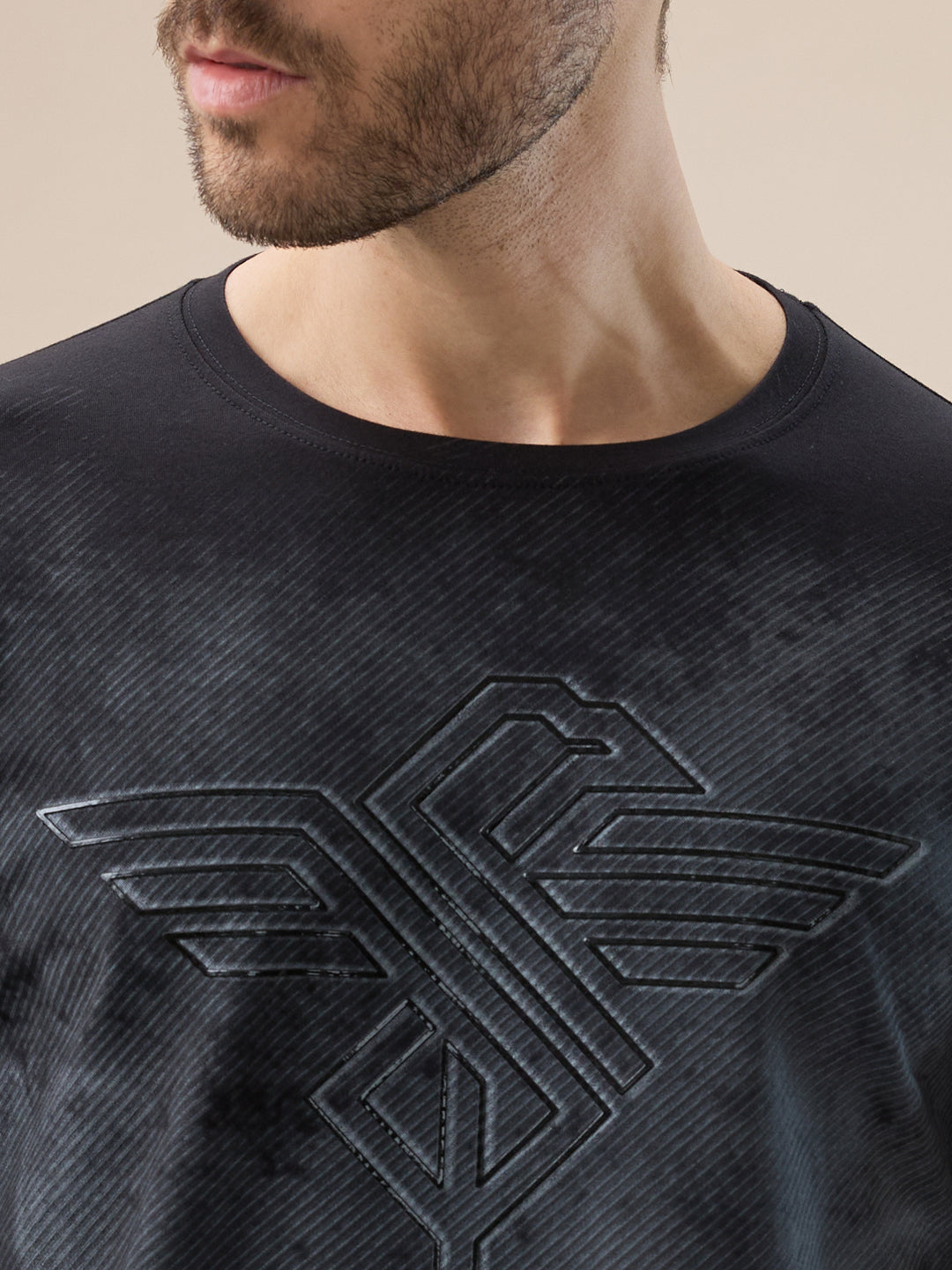 Mens Textured Graphic Print Round Neck Regular Fit T-Shirt