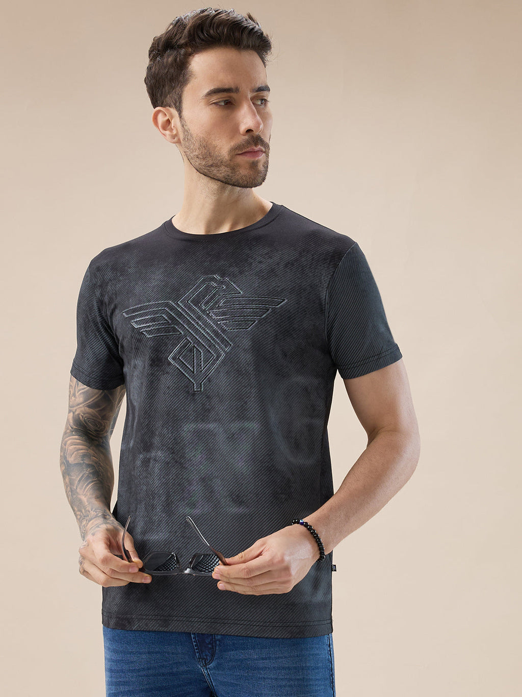 Mens Textured Graphic Print Round Neck Regular Fit T-Shirt