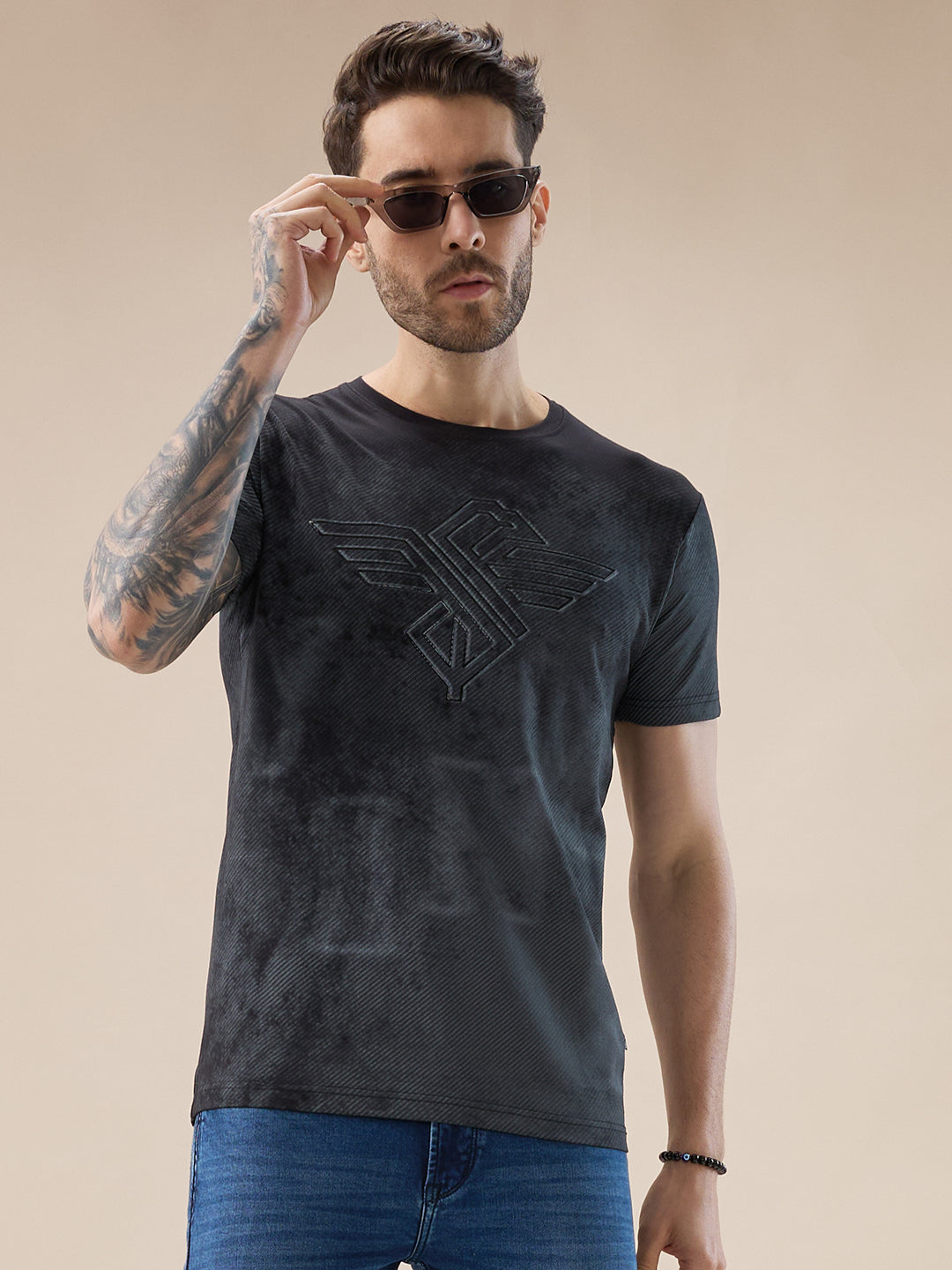Mens Textured Graphic Print Round Neck Regular Fit T-Shirt