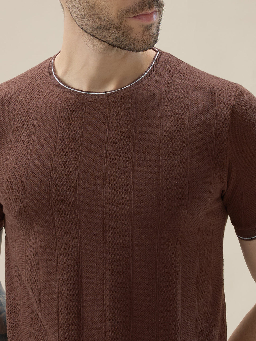 Mens Geometric Textured Round Neck Half Sleeve Regular Fit T-Shirt