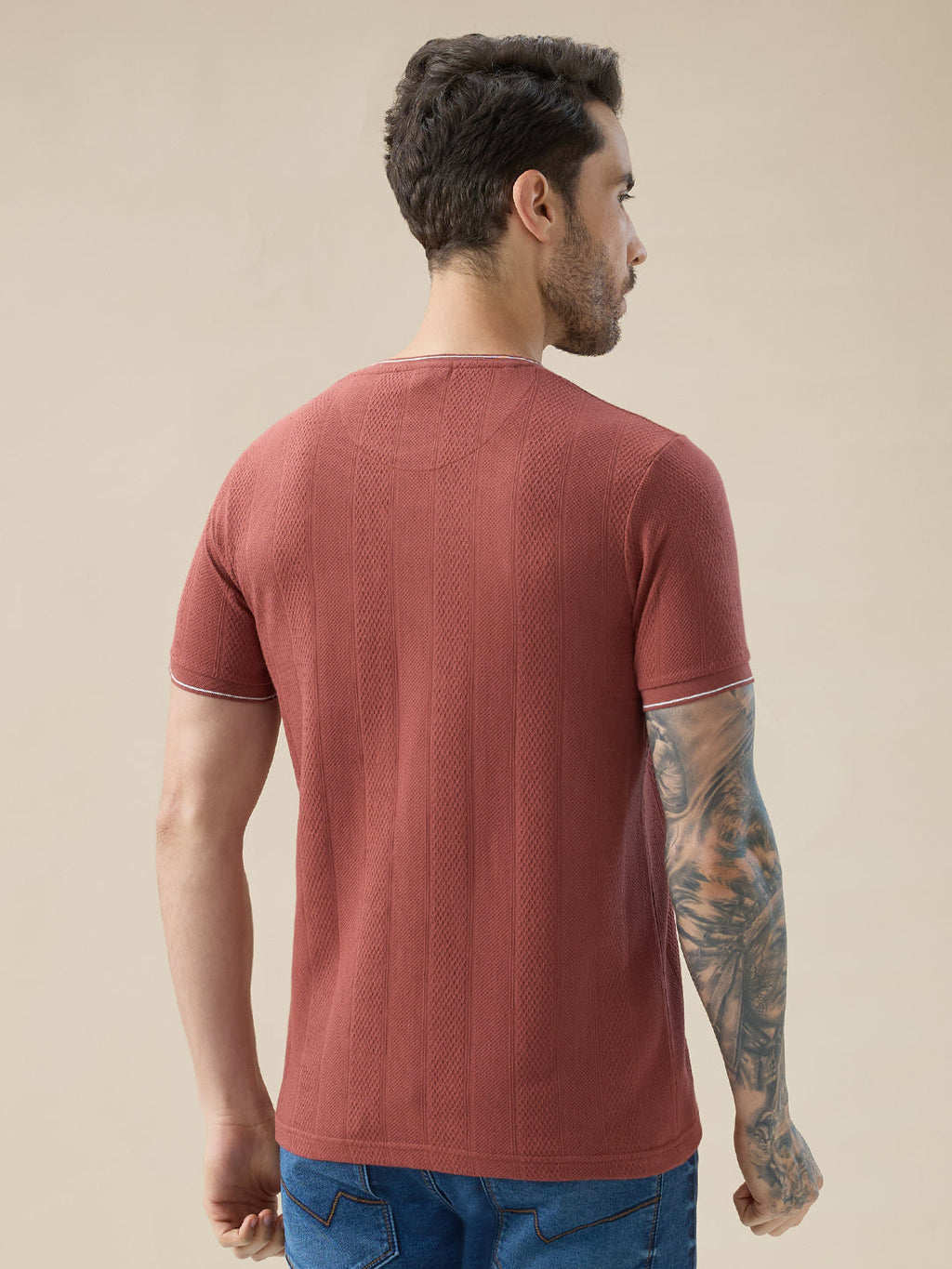 Mens Geometric Textured Round Neck Half Sleeve Regular Fit T-Shirt