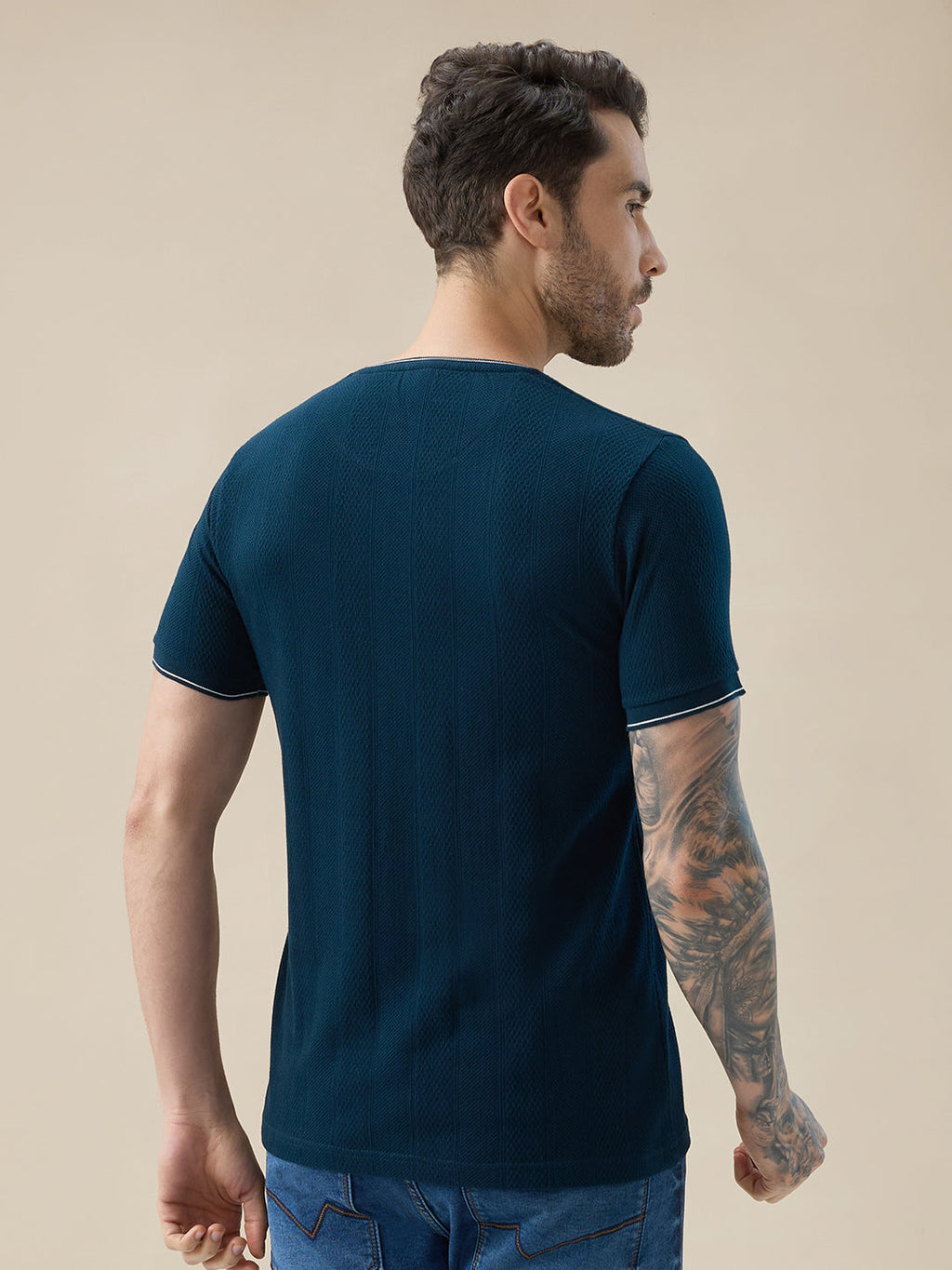 Mens Geometric Textured Round Neck Half Sleeve Regular Fit T-Shirt