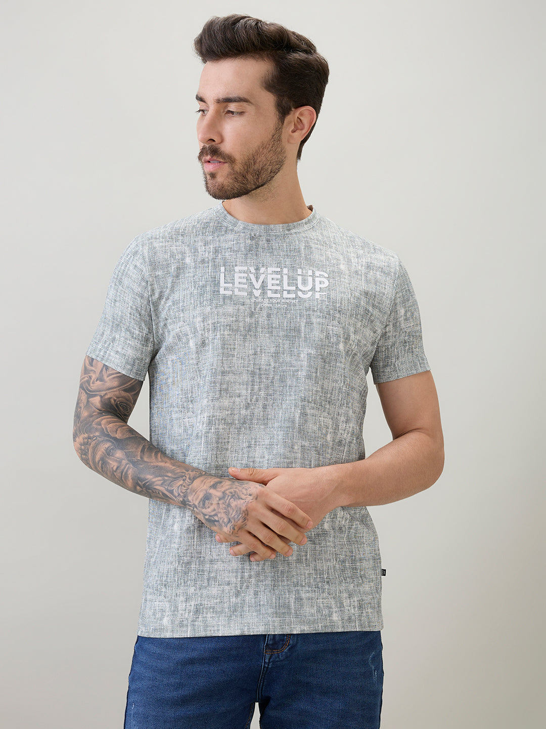 Mens Textured Typography Print Round Neck Regular Fit Half Sleeve T-Shirt