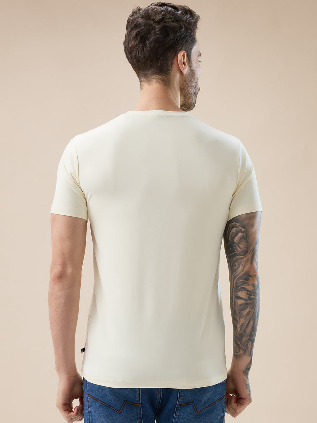 Men's Graphic and Typography Print Round Neck Regular Fit T-Shirt