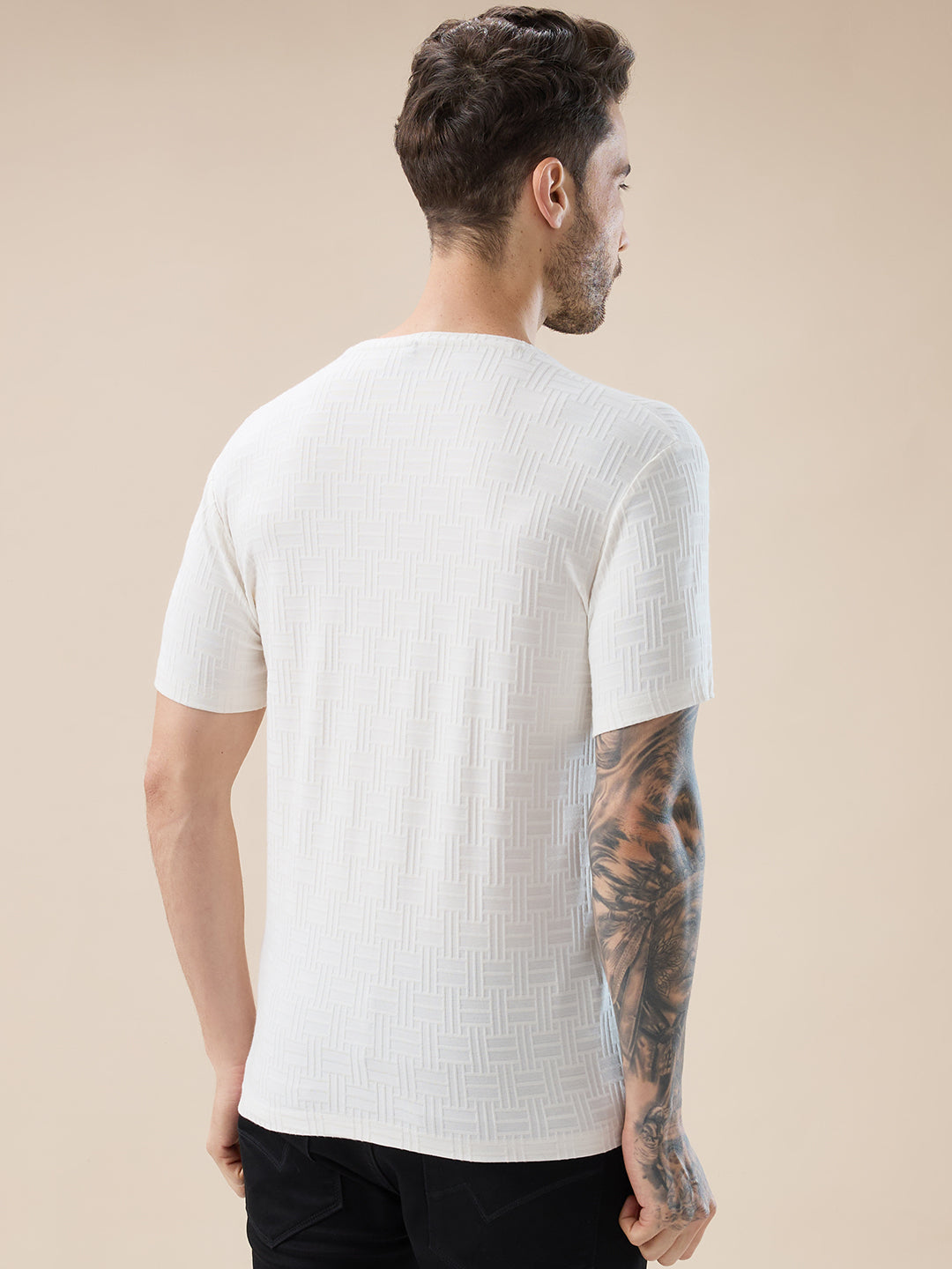 Mens Textured Typography Print Round Neck Regular Fit T-Shirt