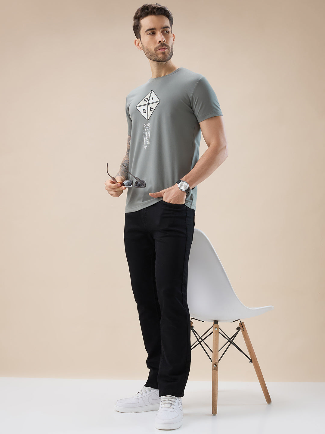 Mens Applique Typography Print Round Neck Regular Fit T-Shirt
