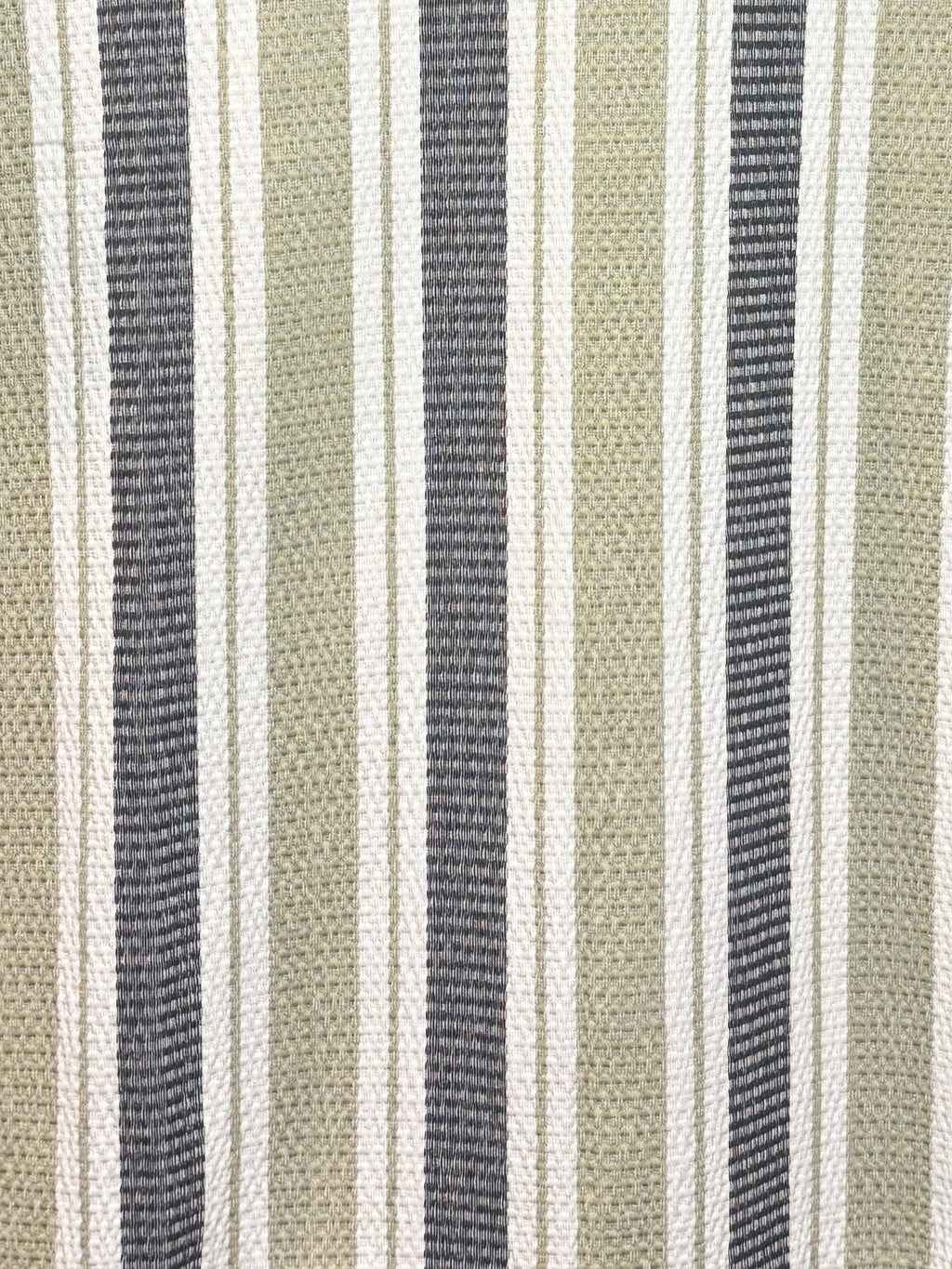 Vertical Striped Round Neck T-shirt