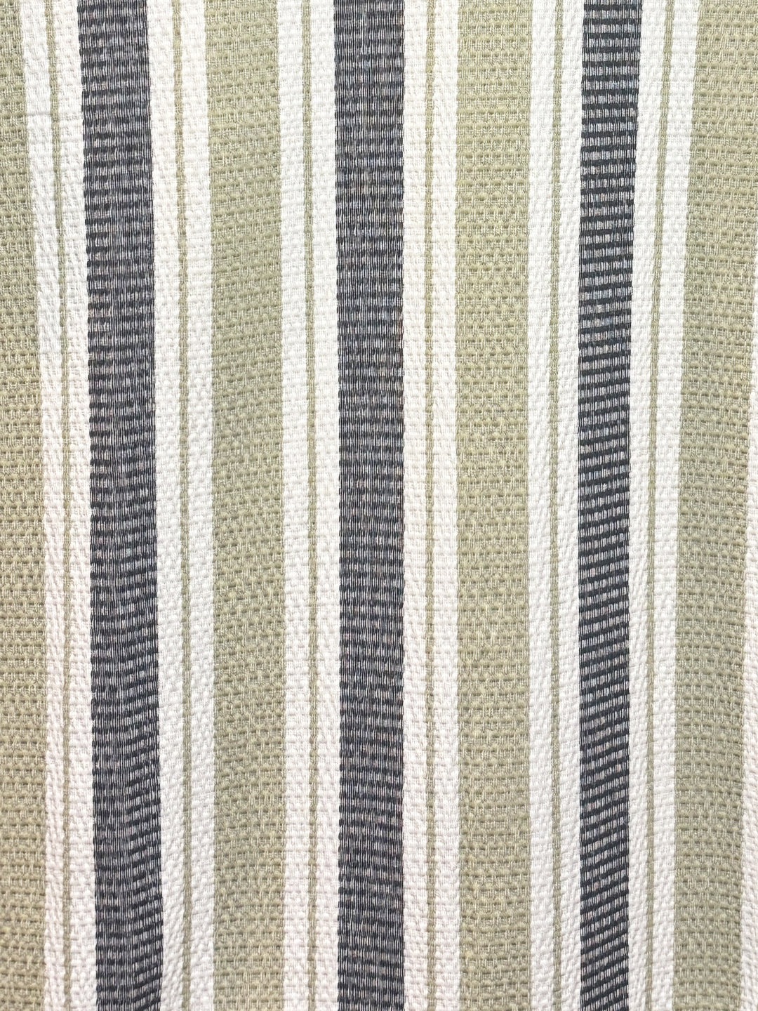 Vertical Striped Round Neck T-shirt
