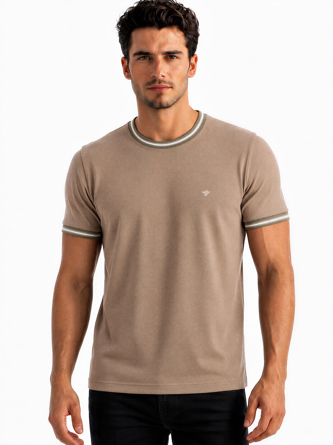 Contrast Detail Round Neck T-shirt