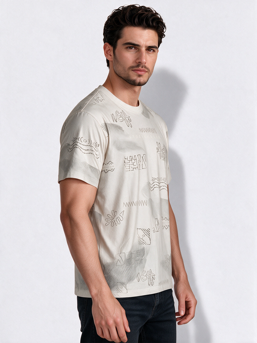 Men's Blended Printed Round Neck Regular Fit T-Shirt