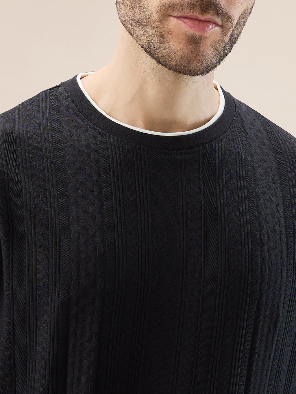 Men's Geometric Textured Round Neck Full Sleeve Regular Fit T-Shirt