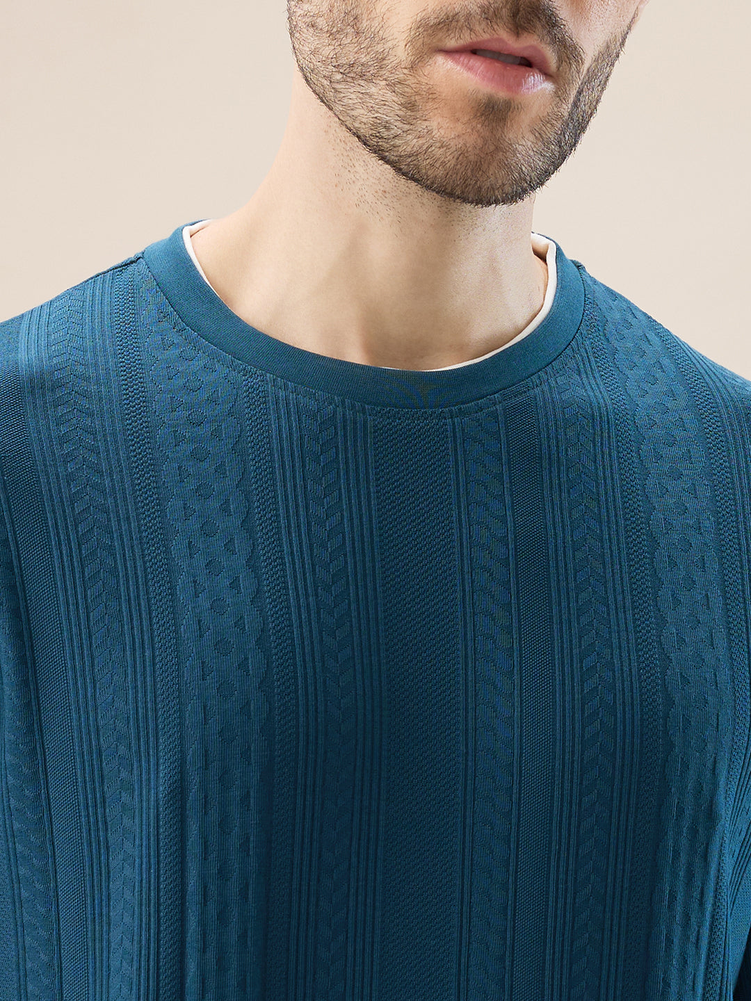 Men's Geometric Textured Round Neck Full Sleeve Regular Fit T-Shirt
