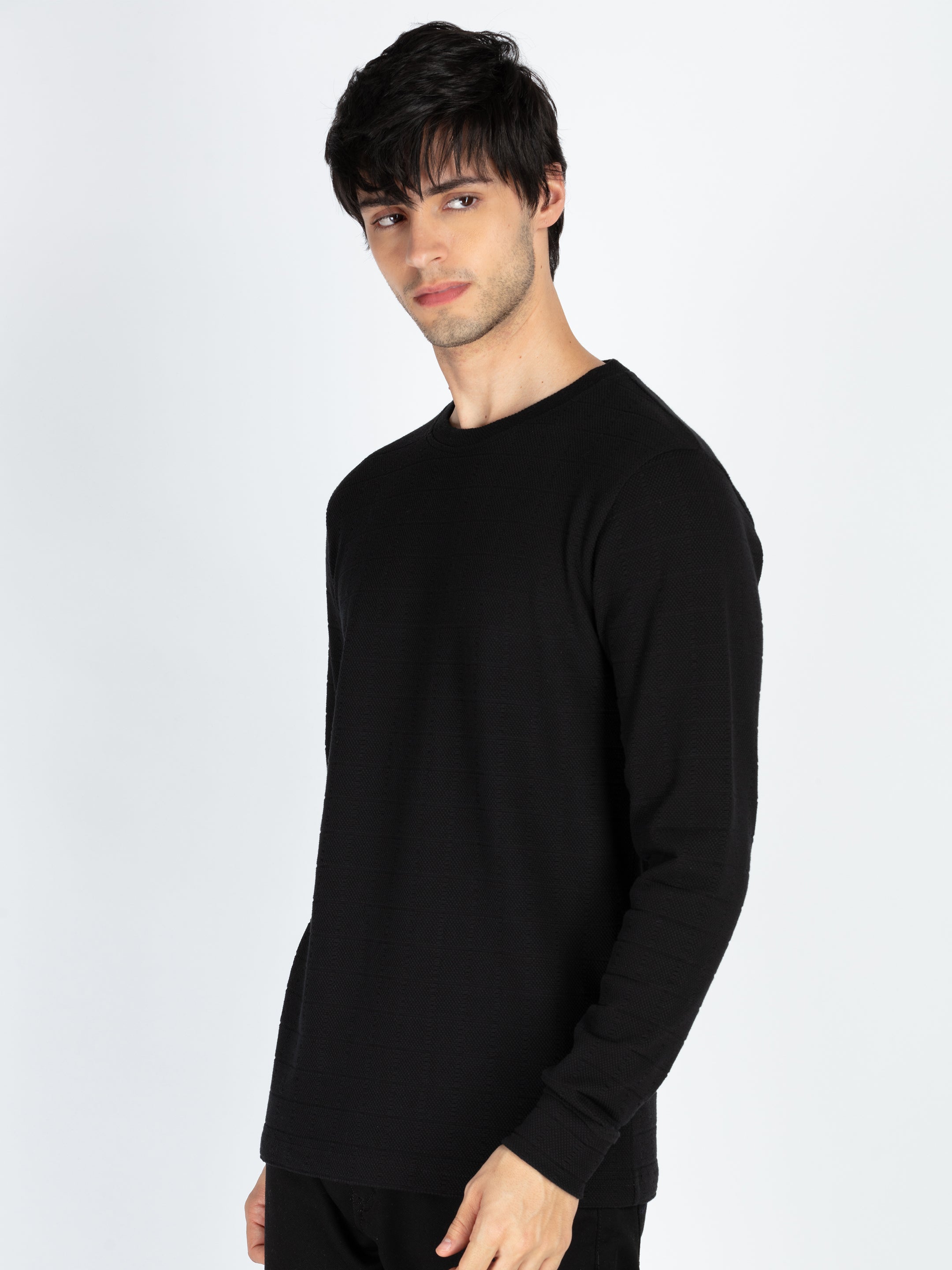 Men's Solid Round Neck Full Sleeve T-Shirt Secondary image