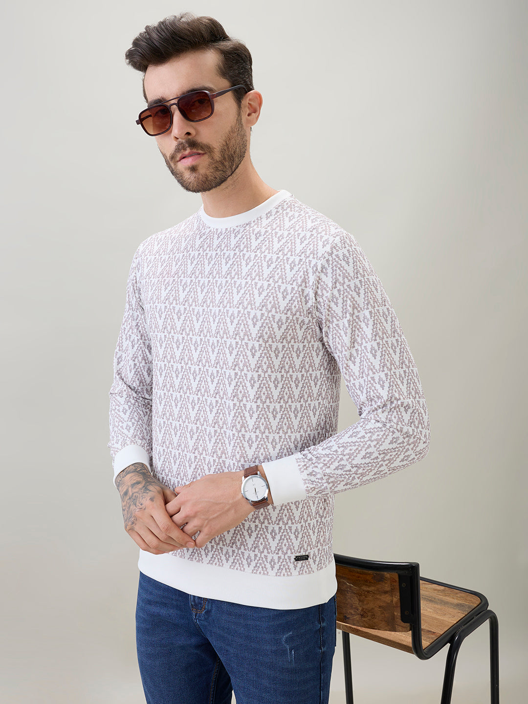 Men's Geometric Patterned Round Neck Full Sleeve T-Shirt with Ribbed Cuffs Secondary image