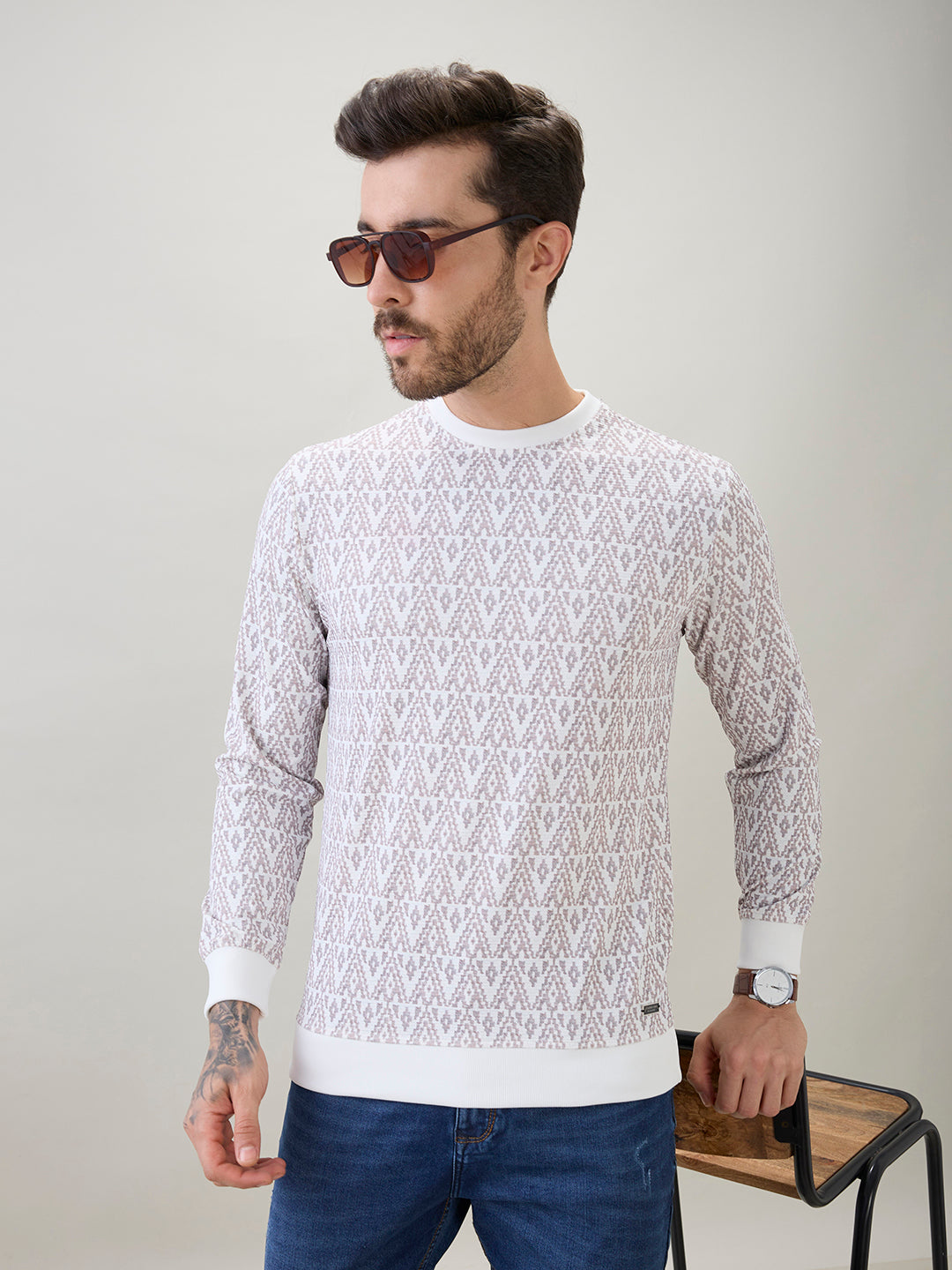 Men's Geometric Patterned Round Neck Full Sleeve T-Shirt with Ribbed Cuffs