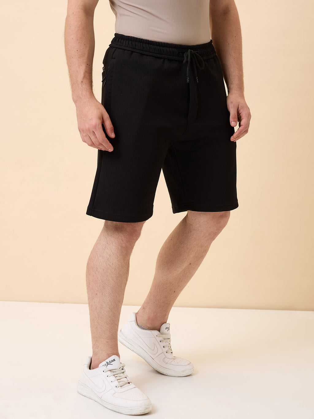 Men's Solid Regular Fit Drawstring Shorts