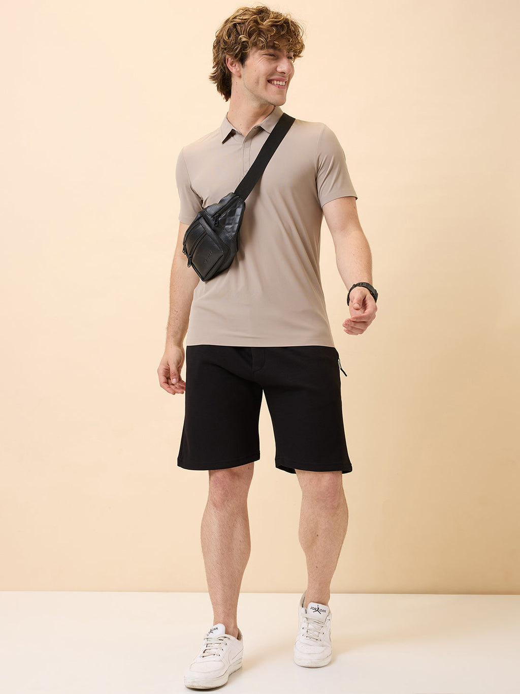 Men's Solid Regular Fit Drawstring Shorts