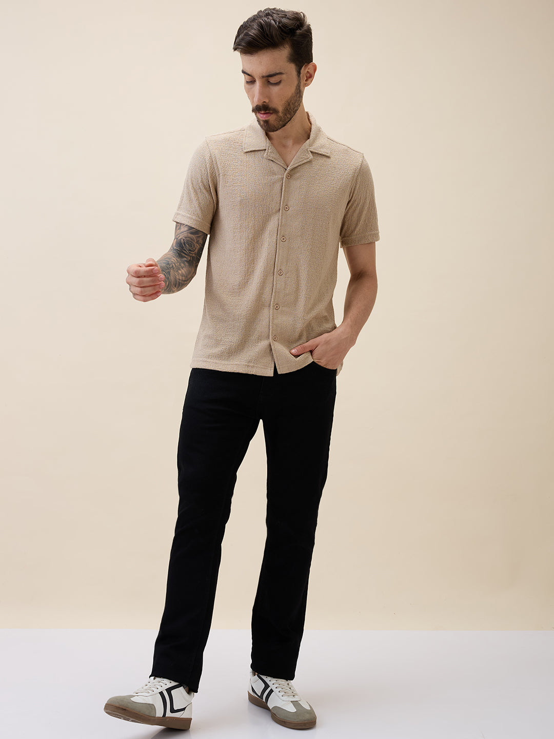 Men's Knitted Solid Cuban Collar Half Sleeves Regular Fit Shirt