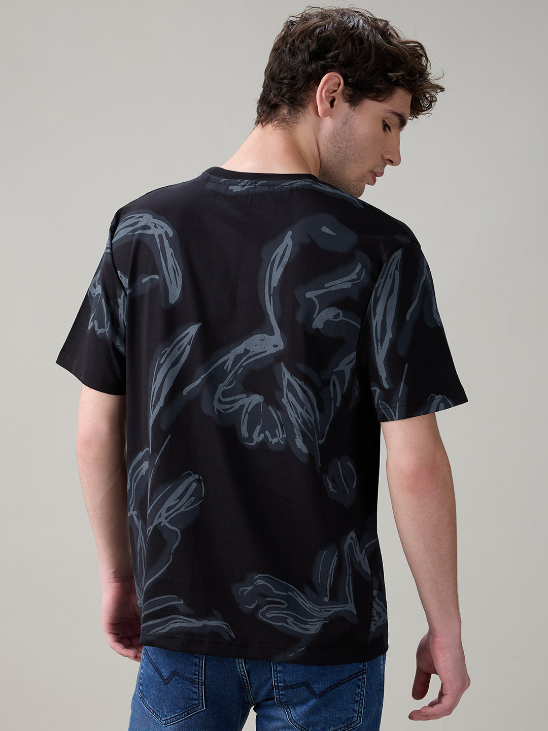 Status Quo Men's Oversized Typography Print Round Neck T-Shirt
