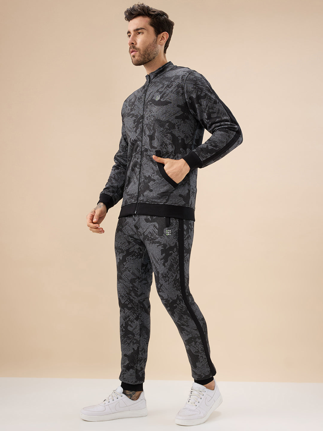 Status Quo Men's Printed Regular Fit Tracksuit with Jacket Kangaroo Pockets and Joggers