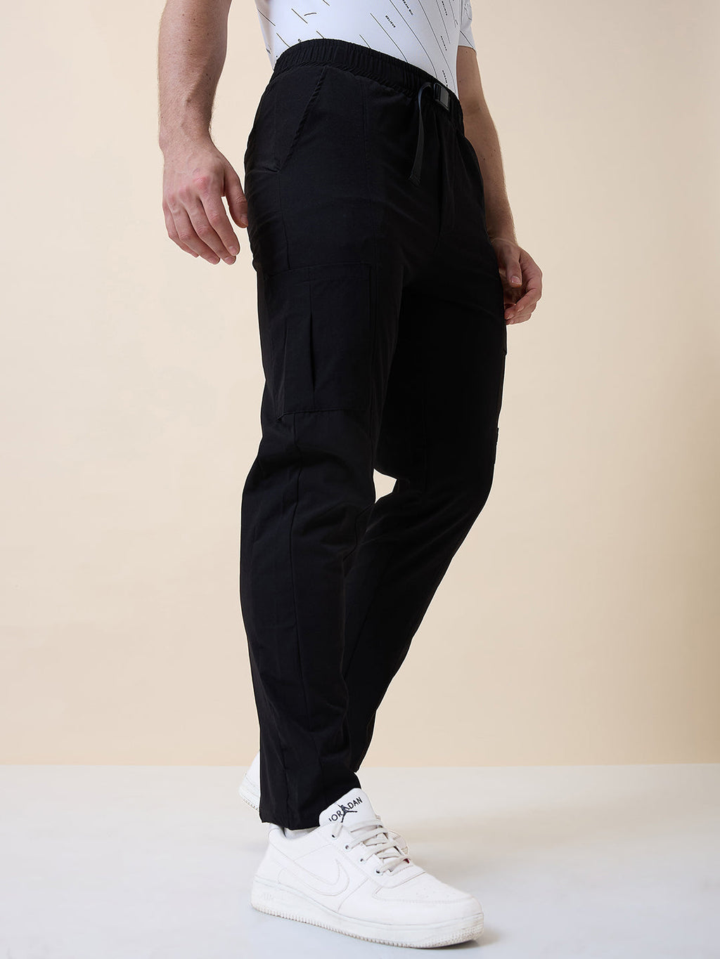 Status Quo Men's Regular Fit Solid Slip-On Track Pant