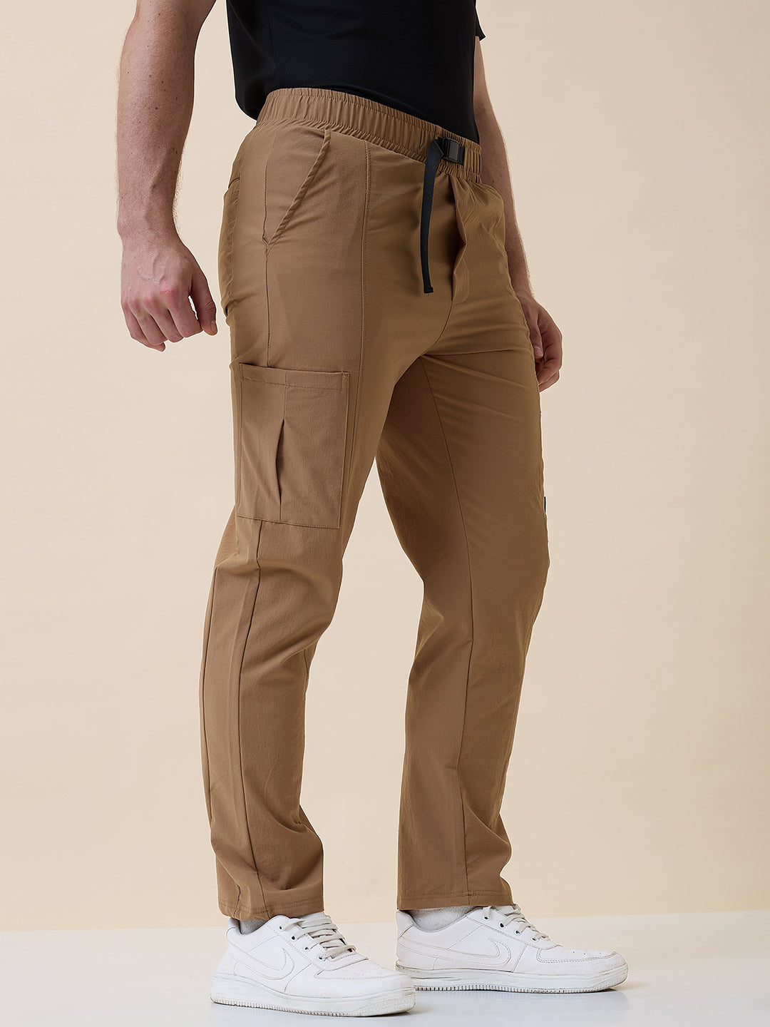 Status Quo Men's Regular Fit Solid Slip-On Track Pant