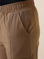 Status Quo Men's Regular Fit Solid Slip-On Track Pant