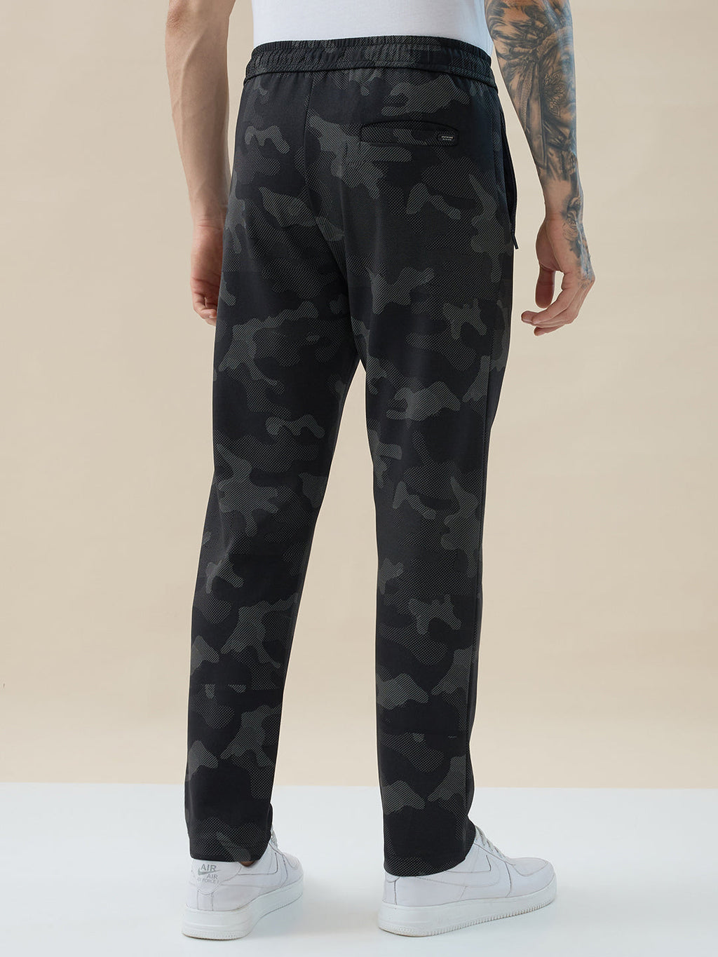 Men's Camouflage Regular Fit Track Pants with Side Zipper Pockets & Drawstring