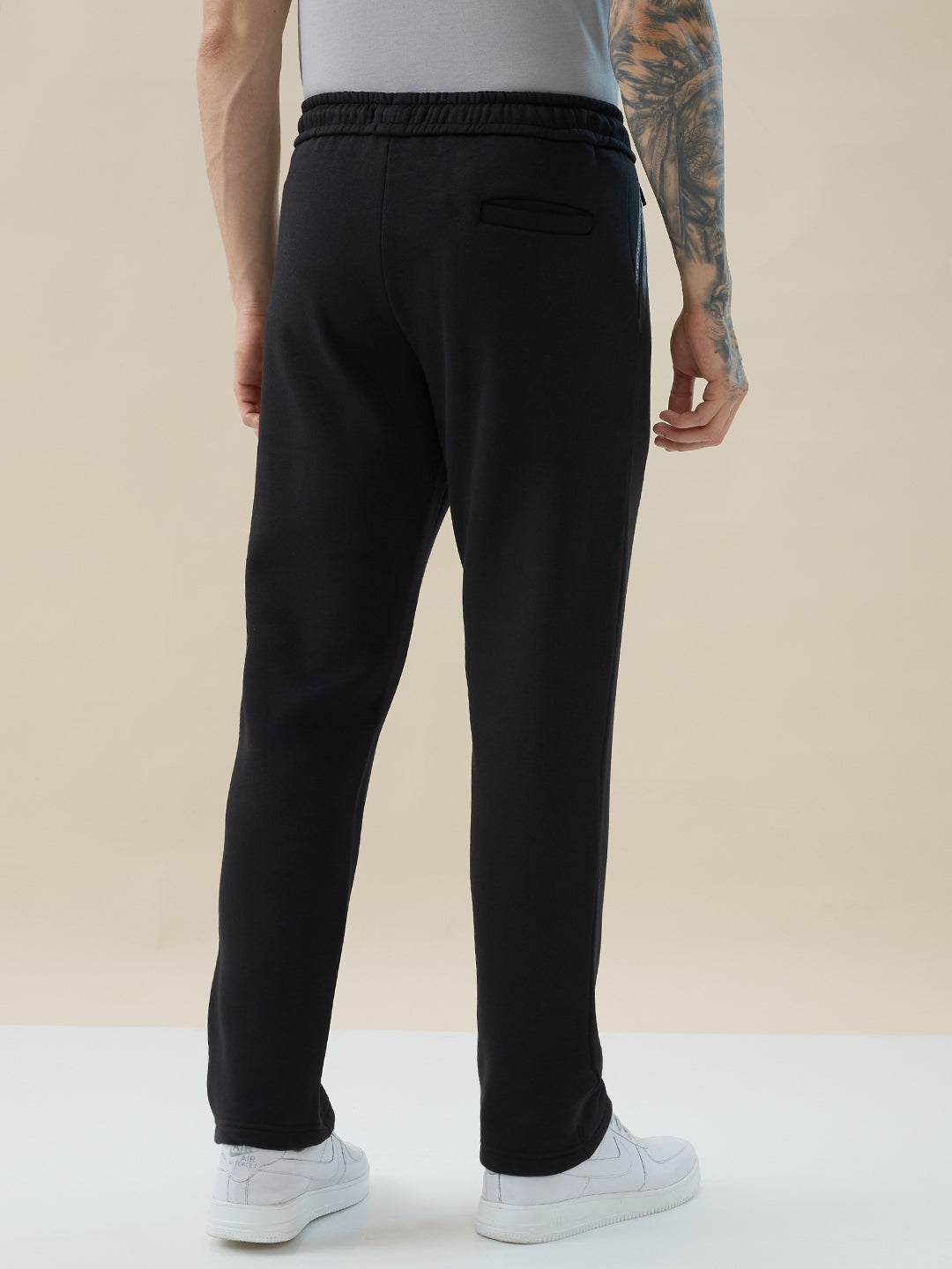 Men's Solid Regular Fit Drawstring Fleece Trackpant with Contrast Side Pocket Detail