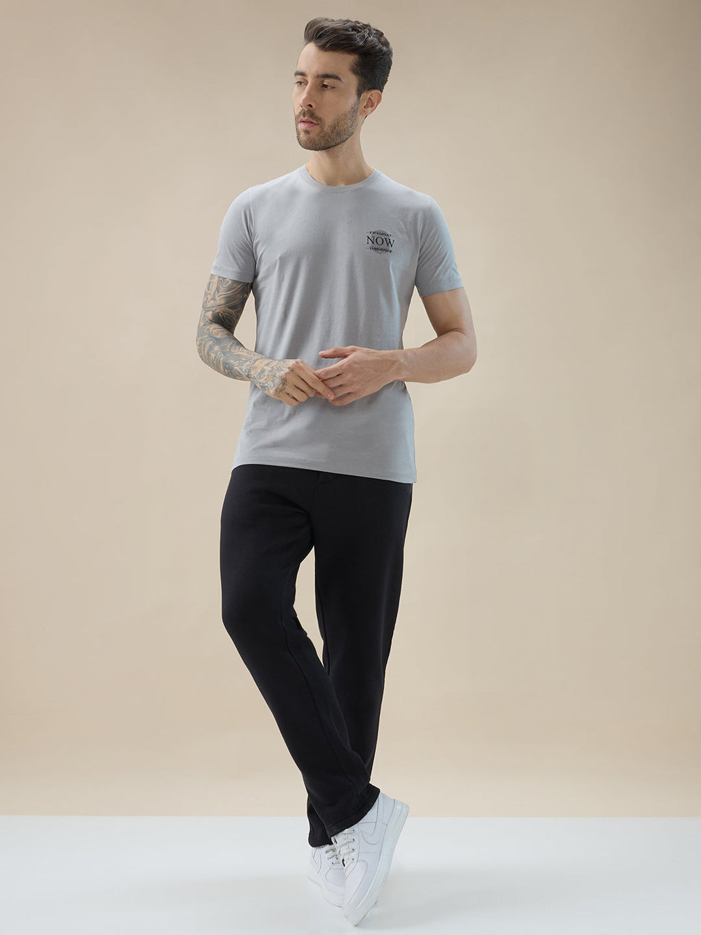 Men's Solid Regular Fit Drawstring Fleece Trackpant with Contrast Side Pocket Detail