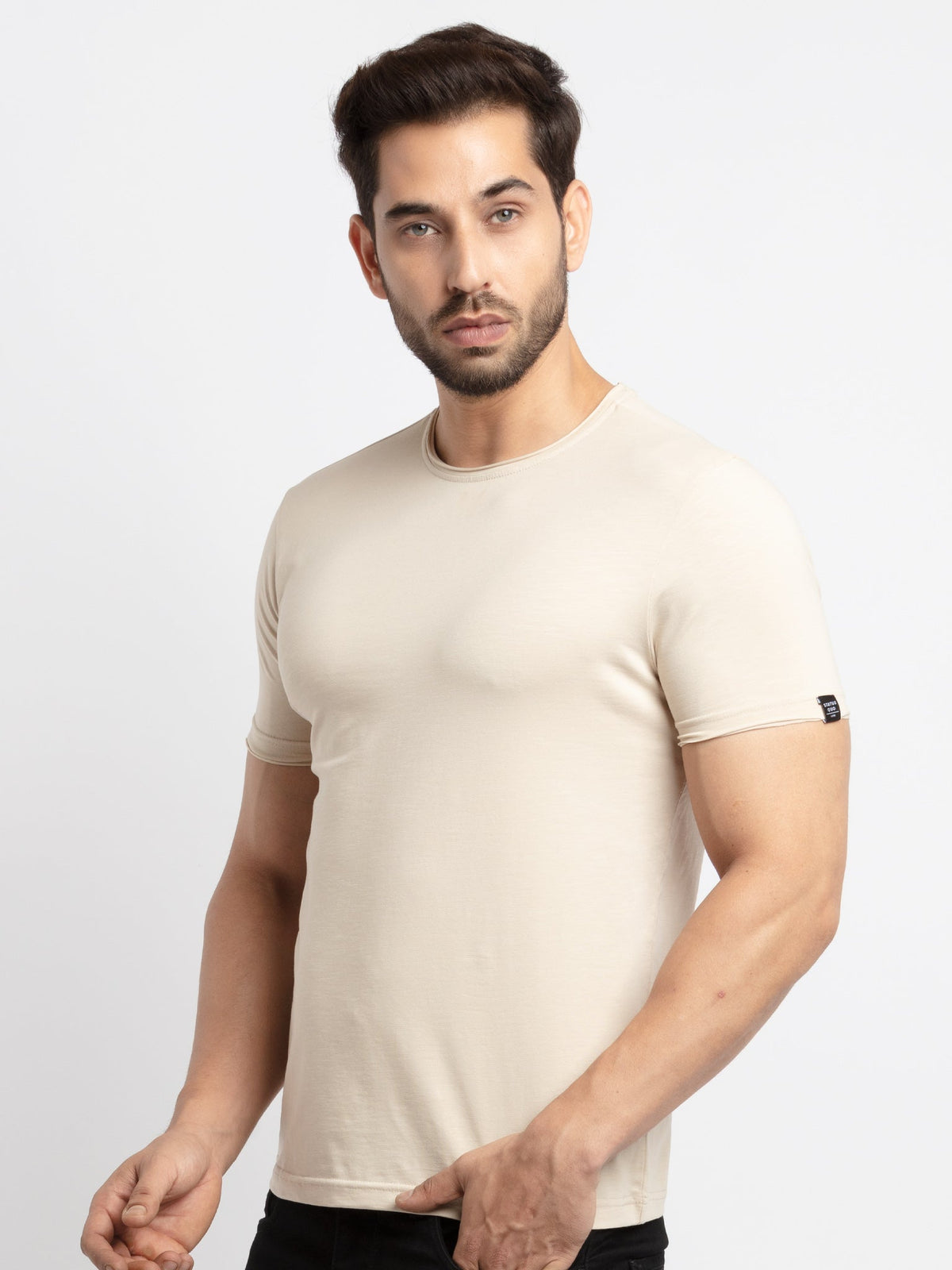 Mens Basic Taperd Fit Round Neck T-Shirt