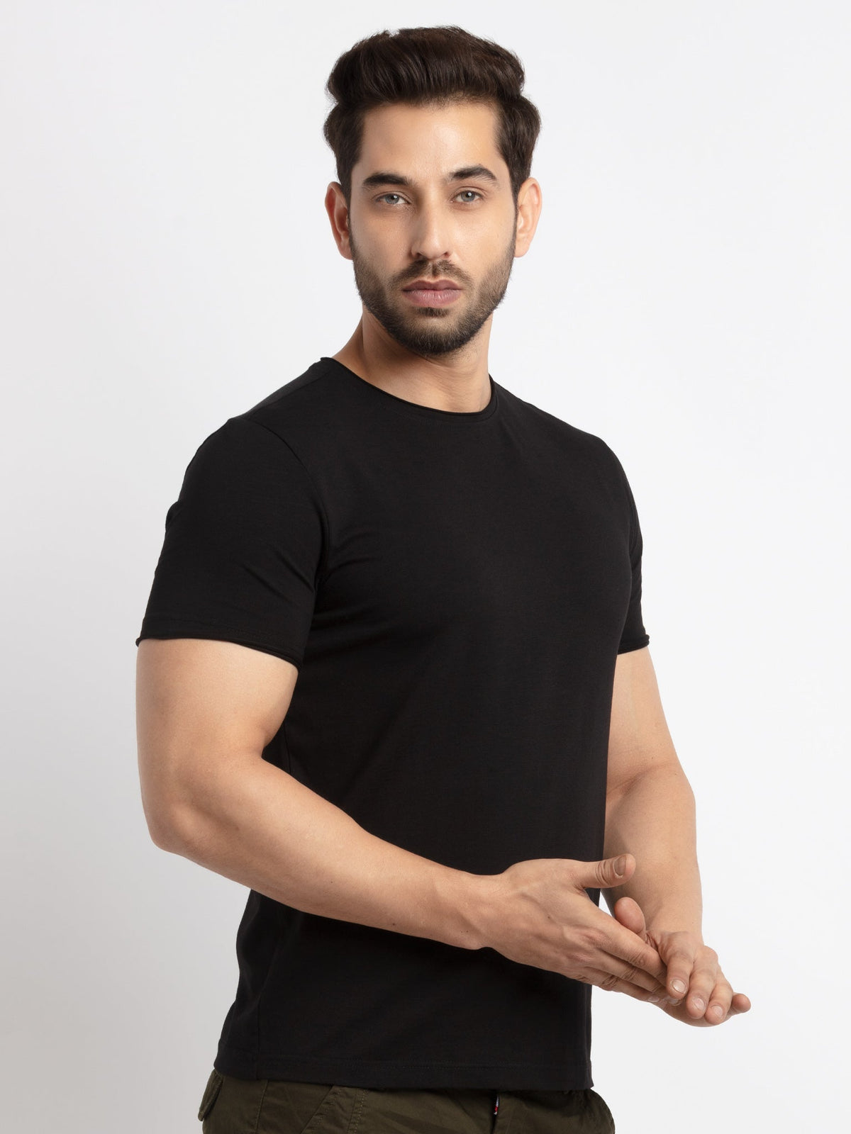 Mens Basic Taperd Fit Round Neck T-Shirt